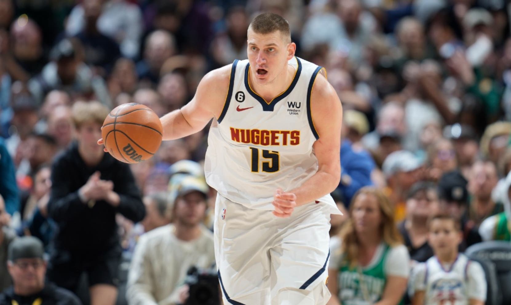 Jokic y Brunson mejores jugadores de la última semana de la NBA Tour