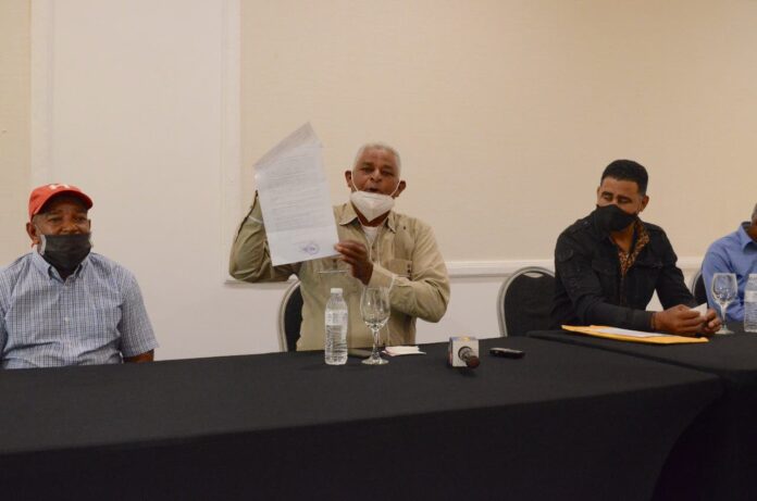 Productores y agricultores exigen al IAD devolución de equipos incautados