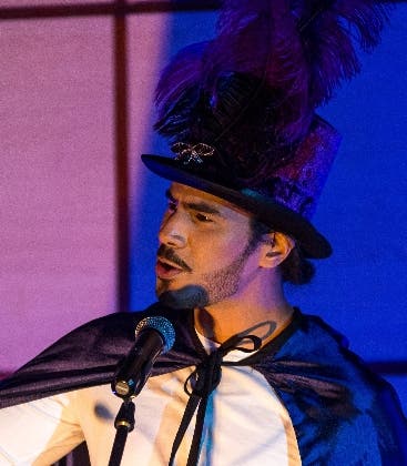 Patricio León, lanzamiento