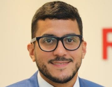 Héctor Gómez,