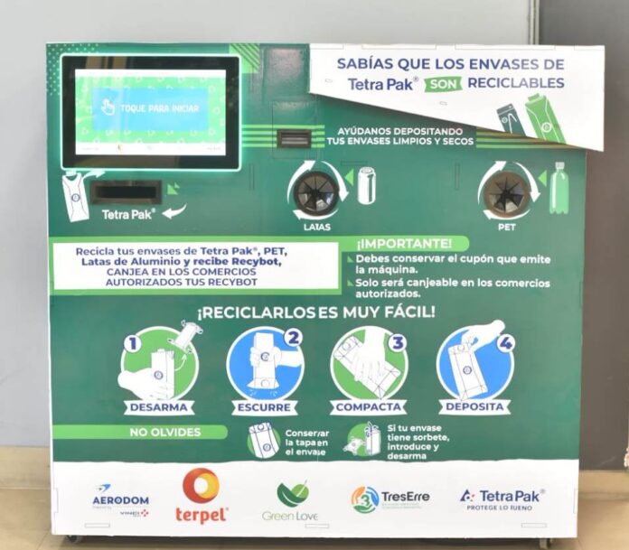 Tetra Pak, Aerodom y Terpel instalan máquina receptora de envases en el AILA
