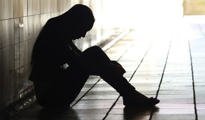 El suicidio, tercera causa de muerte entre los jóvenes de 20 a 24 años en las Américas