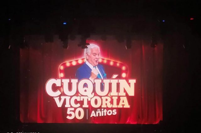 Entre risas y aplausos Cuquin celebra la victoria de haber llegado a sus 50 años Entre risas y aplausos Cuquin celebra la victoria de haber llegado a sus 50 años