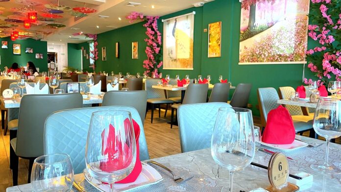 Cosmos Cuisine, Interior Restaurante Cosmos