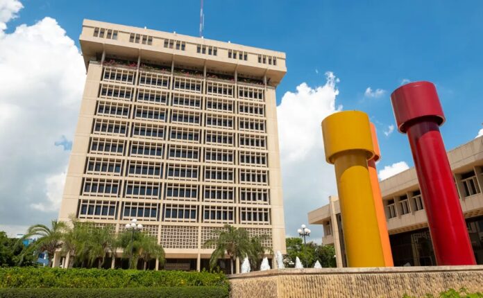 Inflación interanual dominicana baja al 7,24 % e IPC varía en enero un 0,63 %