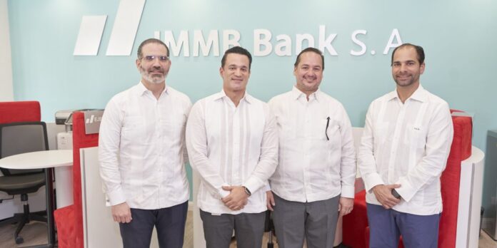 JMMB apertura nueva sucursal en Punta Cana Village