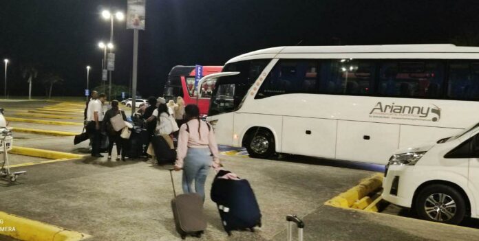 Cóndor deja «abandonados» a pasajeros en Puerto Plata