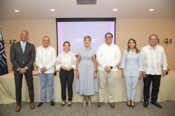 Superintendencia de Electricidad reduce tarifa a hoteles de Playa Dorada