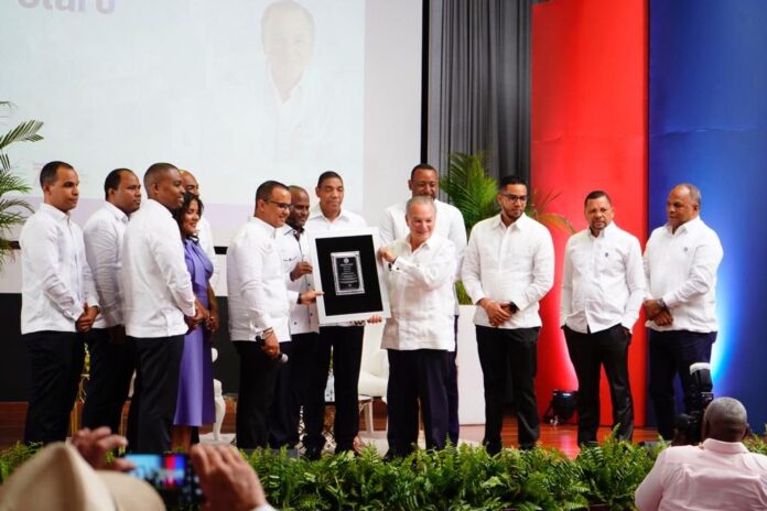 Rainieri expone en San Cristóbal su «receta» para garantizar el éxito empresarial