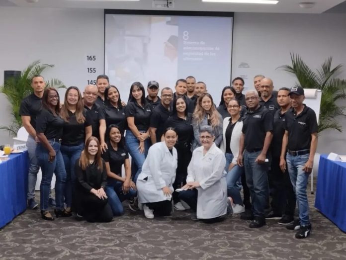 Hodelpa Hotels certificó en Servsafe a colaboradores en el manejo de alimentos
