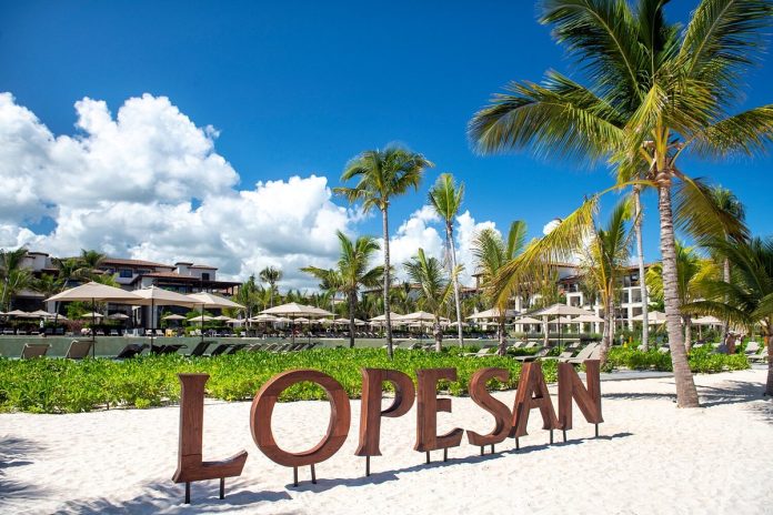 Lopesan Costa Bávaro logra nueva vez los 4 diamantes de AAA Travel Service