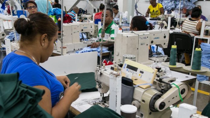 República Dominicana logró récord en exportaciones de zonas francas entre enero y junio