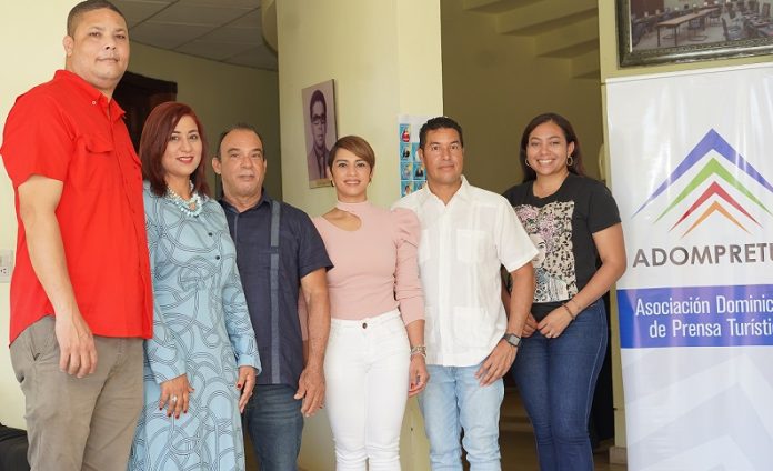 Yenny Polanco Lovera asume nueva vez como presidenta de Adompretur