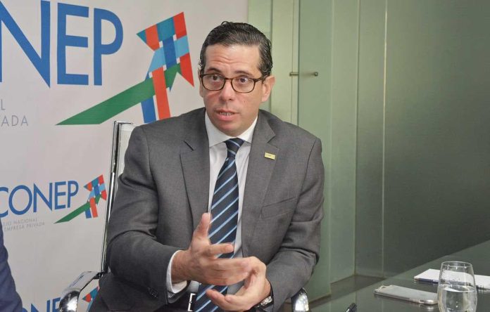 Comerciantes e industriales priorizan defensa soberanía y seguridad nacional