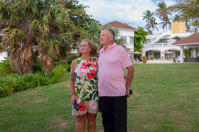 Puerto Plata: inversionista denuncia plan para sacarlo de su villa