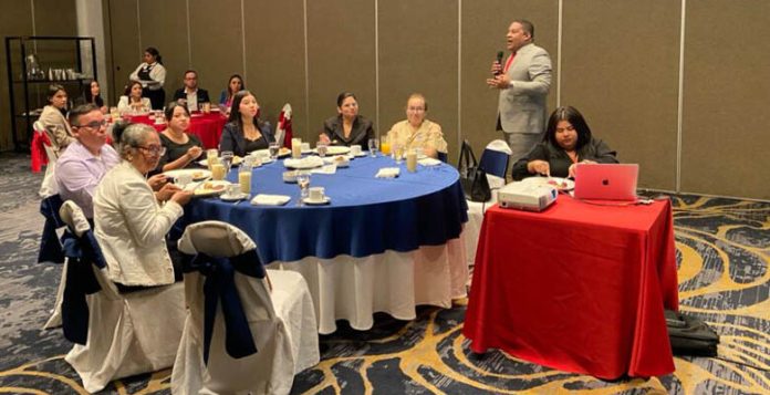 Embajada Dominicana en Honduras promueve diversidad turística de RD