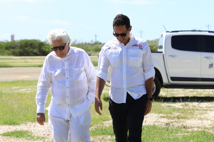 Fotos- Visita histórica del presidente de Iberostar a Pedernales