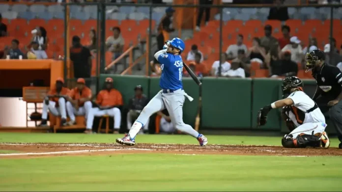 Los Tigres del Licey consiguen otra victoria ante los Toros del Este