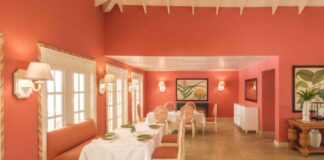 RESTAURANTE BAMBOO EN TORTUGA BAY PUNTACANA OBTIENE RECONOCIMIENTO AAA FOUR DIAMOND