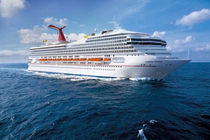 Carnival Victory renombrado Carnival Radiance