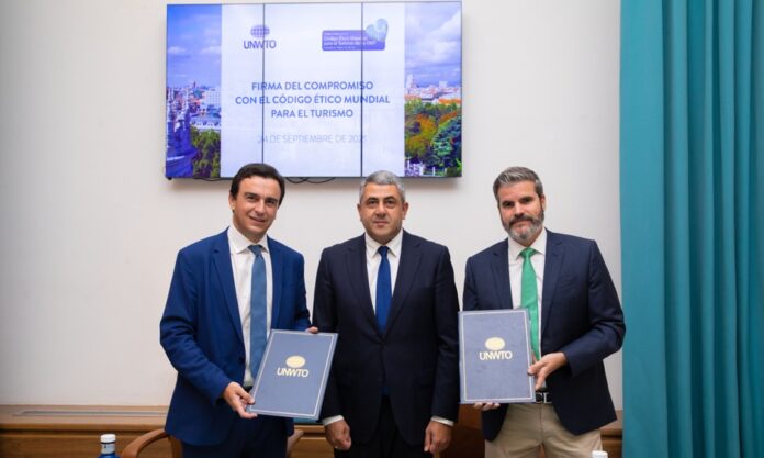 Palladium Hotel Group firma Código Ético Mundial para el Turismo