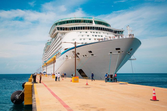 Port Cabo Rojo impresiona a cruceristas: “Es el mejor que hemos visitado”