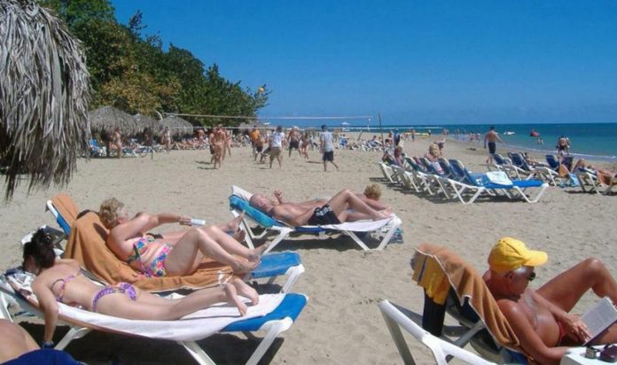 RD alcanza 8.3 millones de turistas en enero-septiembre; se esperan 11.5 millones al cierre del año